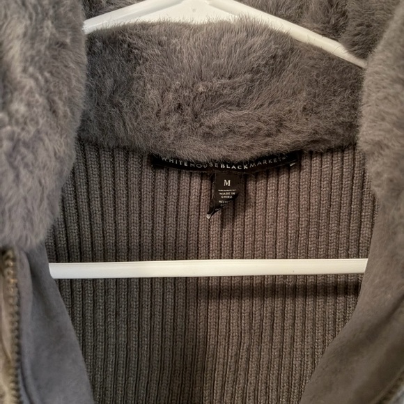 White House Black Market Gray Faux Fur Vest - Picture 4 of 5